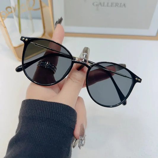 Adora Milano Women Retro Luxury Brand Designer Sun Glasses For Women's